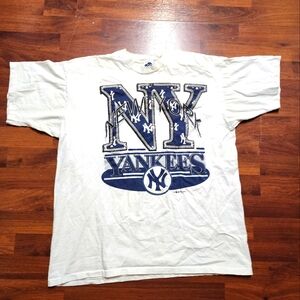 College Concepts 1993 New York Yankee white T-shirt